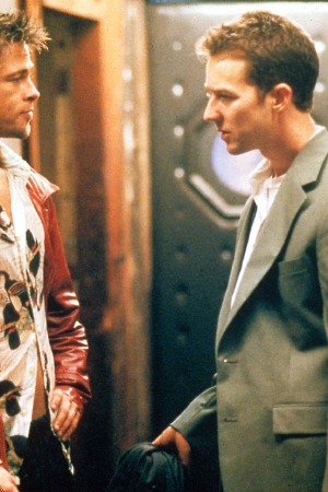 Brad Pitt’in ‘Fight Club’ Tarzından İlham Alıyoruz