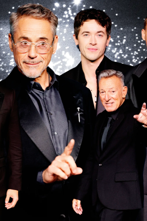 Siyah Üzerine Siyah Takım Elbise Geri Dönüyor