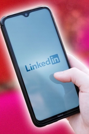 Üzgünüz ama insanlar artık Letterboxd’da flört ediyor. Ve LinkedIn’de. Ve Strava’da…