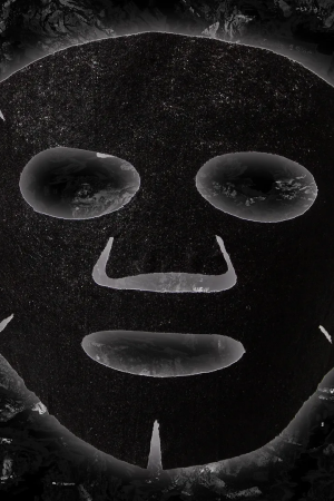 Aktif Bitkisel Kömür: Yüzünüzün Hak Ettiği Süper Kahraman