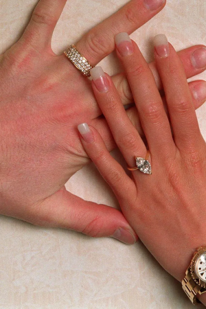 Bir Kadın Saat Uzmanına Göre Eşiniz ya da Sevgiliniz İçin Saat Nasıl Almalısınız?