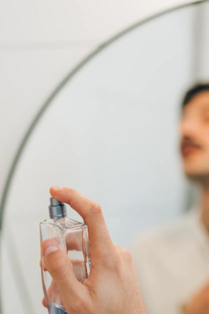 Bir Toplantıda Varlığınızı Güçlendiren Parfümler