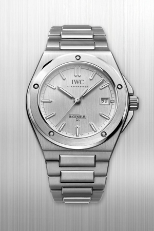 IWC, 1970’lerin Kült Saatinin Şık Gümüş Renkli Versiyonunu Tanıttı