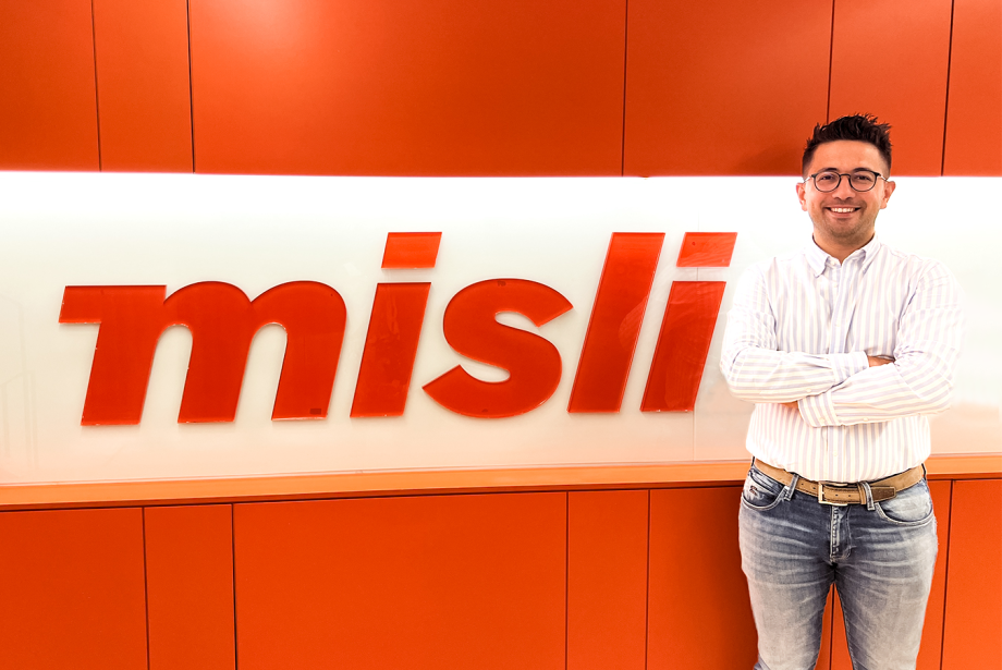 Yeniliği Kucaklayıp, Değişimi Başlatan Bir Lider: Cem Öztürk