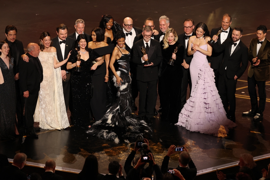 Tomorrowland Yolcusu Kalmasın