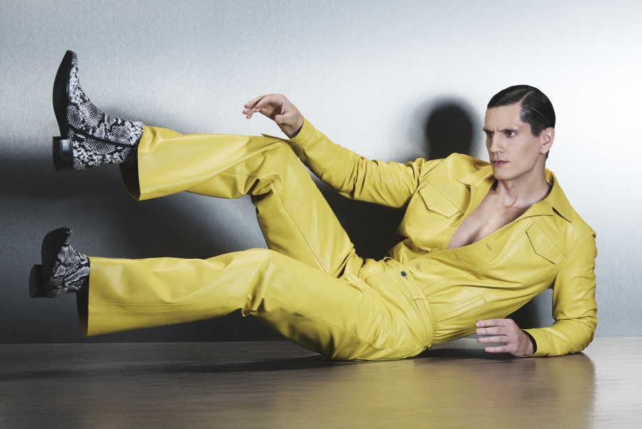 Erkek Giyimi Aslında Yakanızın Düz Olmamasını İstiyor