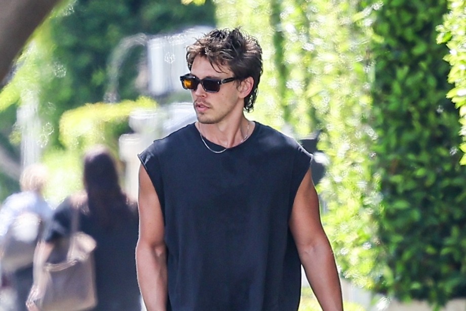 Z Kuşağı Neden "Old Money" Tarzına Bu Kadar Taktı?