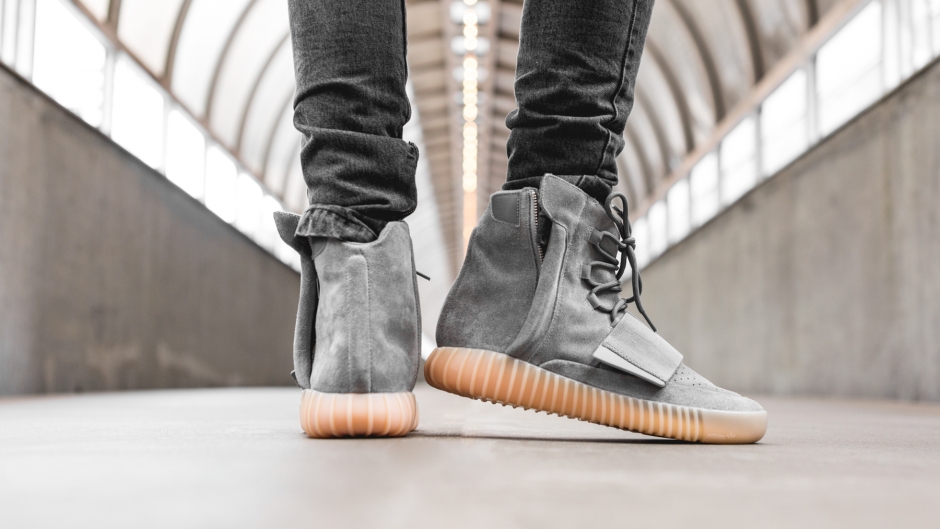 靴 yeezyboost 750 kanye-west-yeezy-750-gq.jpeg