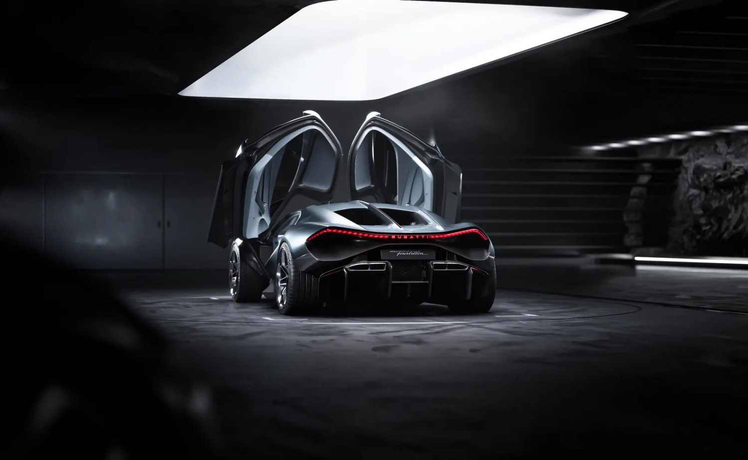 Bugatti'nin En Yeni Ultra-Hypercar'ı Dünyanın En Pahalı Otomobilleri Arasında