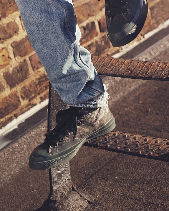 Converse ve Patta “Rain Or Shine” Koleksiyonu ile Engellere Rağmen Başarının Mümkün Olduğunu Kanıtlıyor