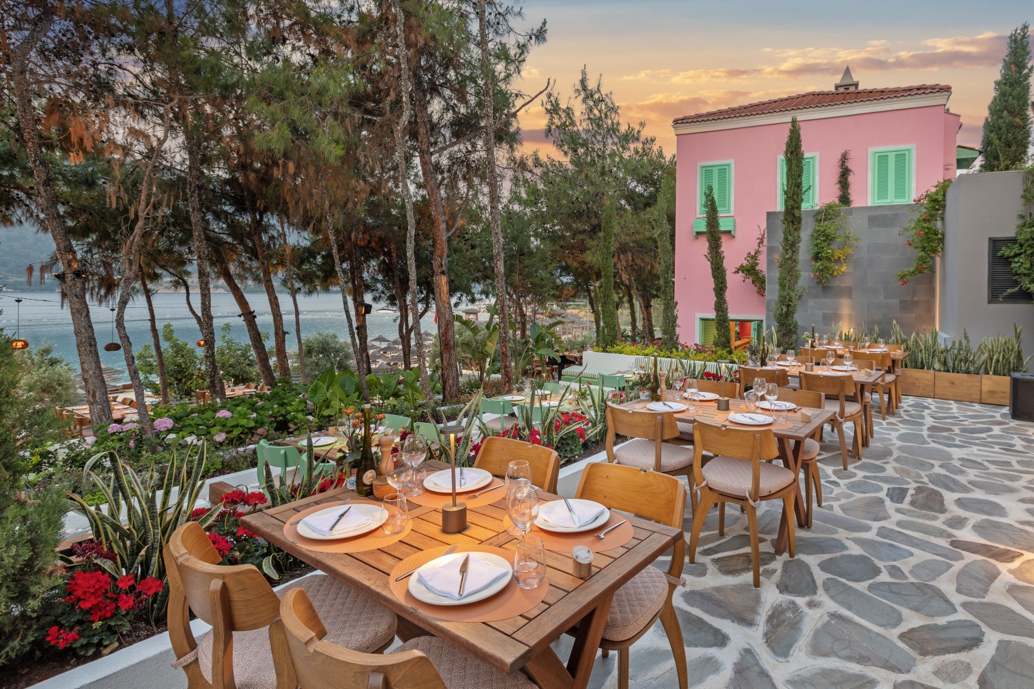 Kesintisiz Maviye Yolculuk