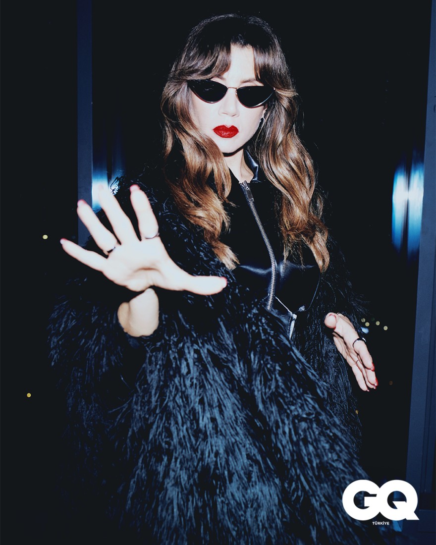 İç Sesinin Peşinde: Gökçe Bahadır