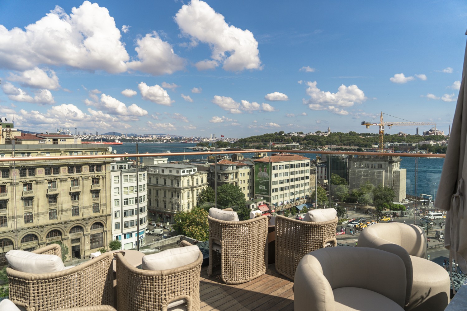 İstanbul'un Otantik ve Sofistike Adresi The Bank Hotel Istanbul