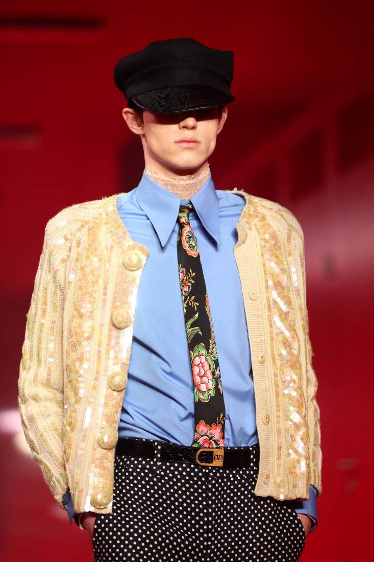 Alessandro Michele Valentino'nun Son Defilesini Dev Bir Umumi Tuvalete Dönüştürdü