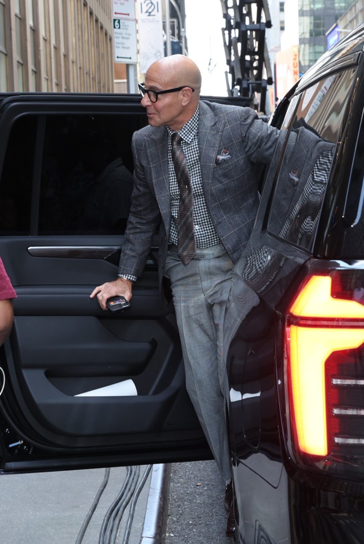 Stanley Tucci Şıklığıyla Geri Döndü: The Devil Wears Prada 2’de Nigel Sahalara Dönüyor