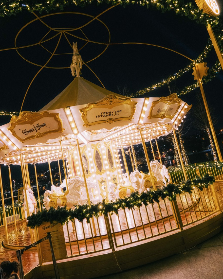 Tersane İstanbul’da Büyülü Bir Kış Deneyimi Başladı: Tersane İstanbul Winter Town 15 Şubat 2026’ya Kadar Ziyaretçilerini Ağırlayacak