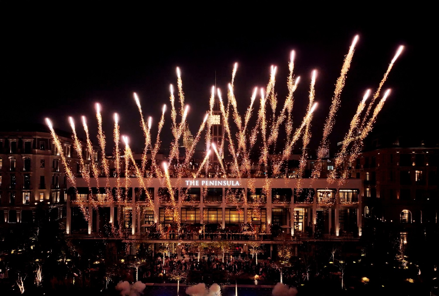 The Peninsula Istanbul’da Rendez-Vous At Midgnight Teması İle Yılbaşı Galası