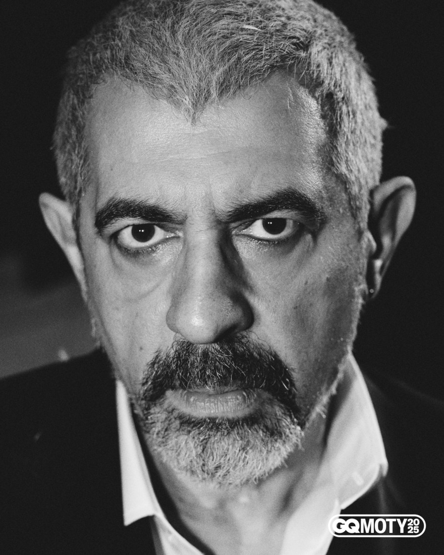 Okan Bayülgen: Zamansızlık Geleceğe Bırakılan Bir Mesaj Şişesidir