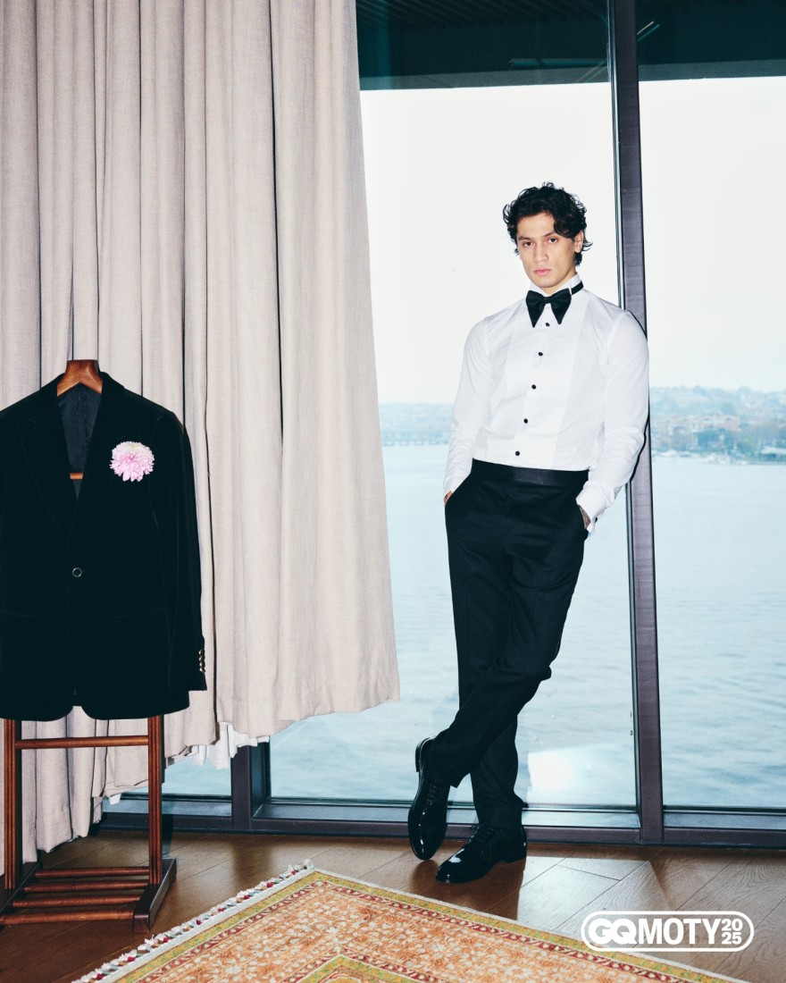 Hype’ın Ardında: Çakal Ve Emirhan Çakal