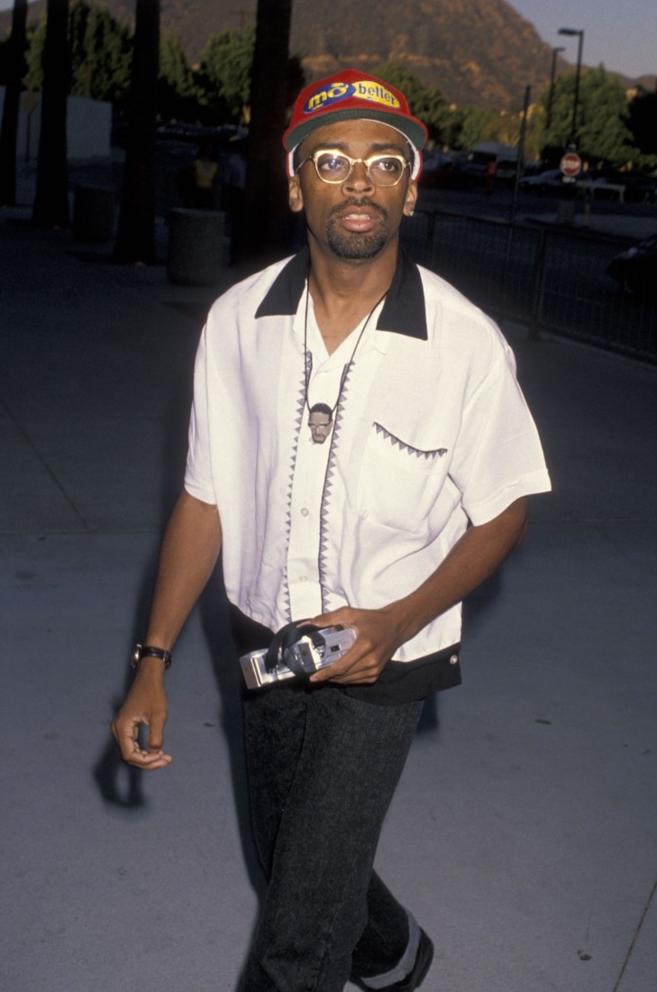 Kırmızı Halıya Beyzbol Şapkasını Geri Getirin