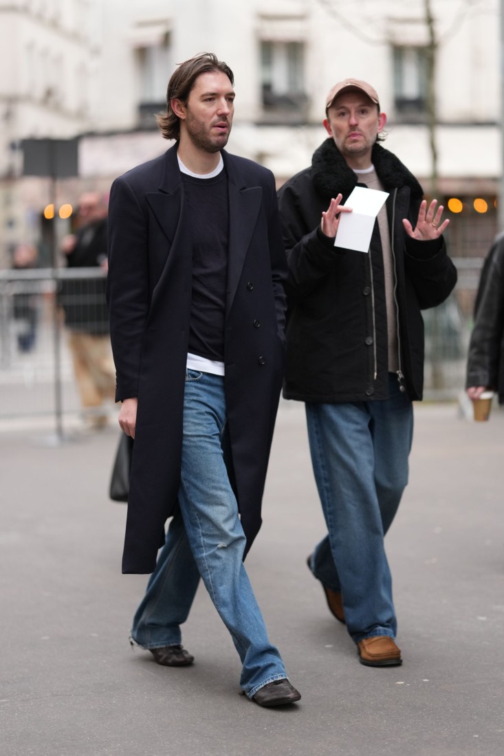 Palton Fazla mı Kısa?