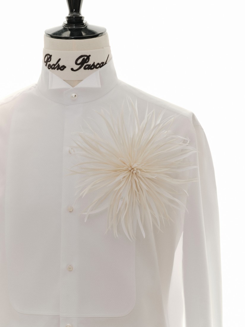 Pedro Pascal Oscar Kırmızı Halısında Chanel ile Ceketsiz Bir Stil Tercih Etti