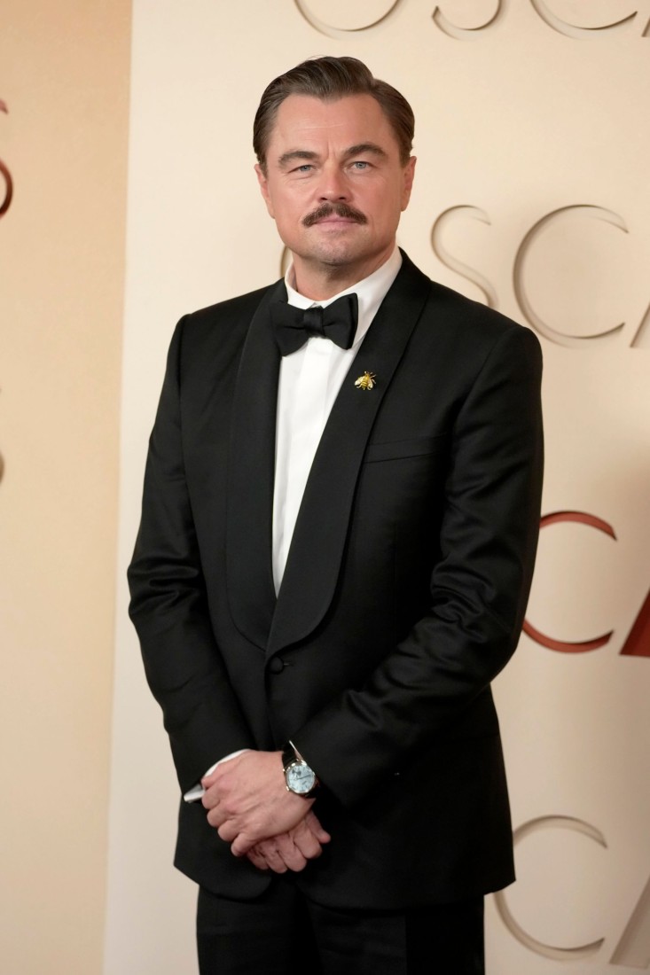 Bıyığa Evet mi Hayır mı? Leonardo DiCaprio’dan Pedro Pascal’a 2026 Oscar’ları Kırmızı Halısında Grooming Kuralları Yeniden Yazılıyor