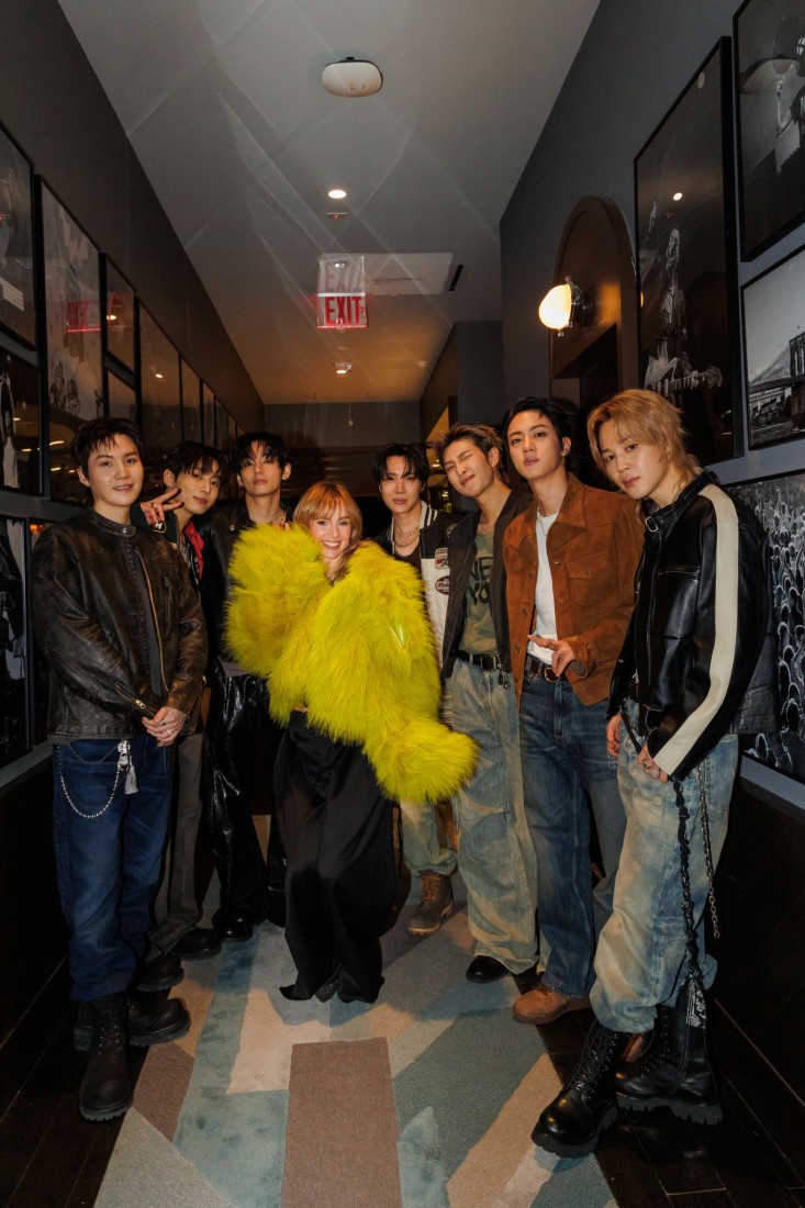 BTS, Arirang’ı New York’a Taşıdı: Sahne Arkasından Özel Fotoğraflar