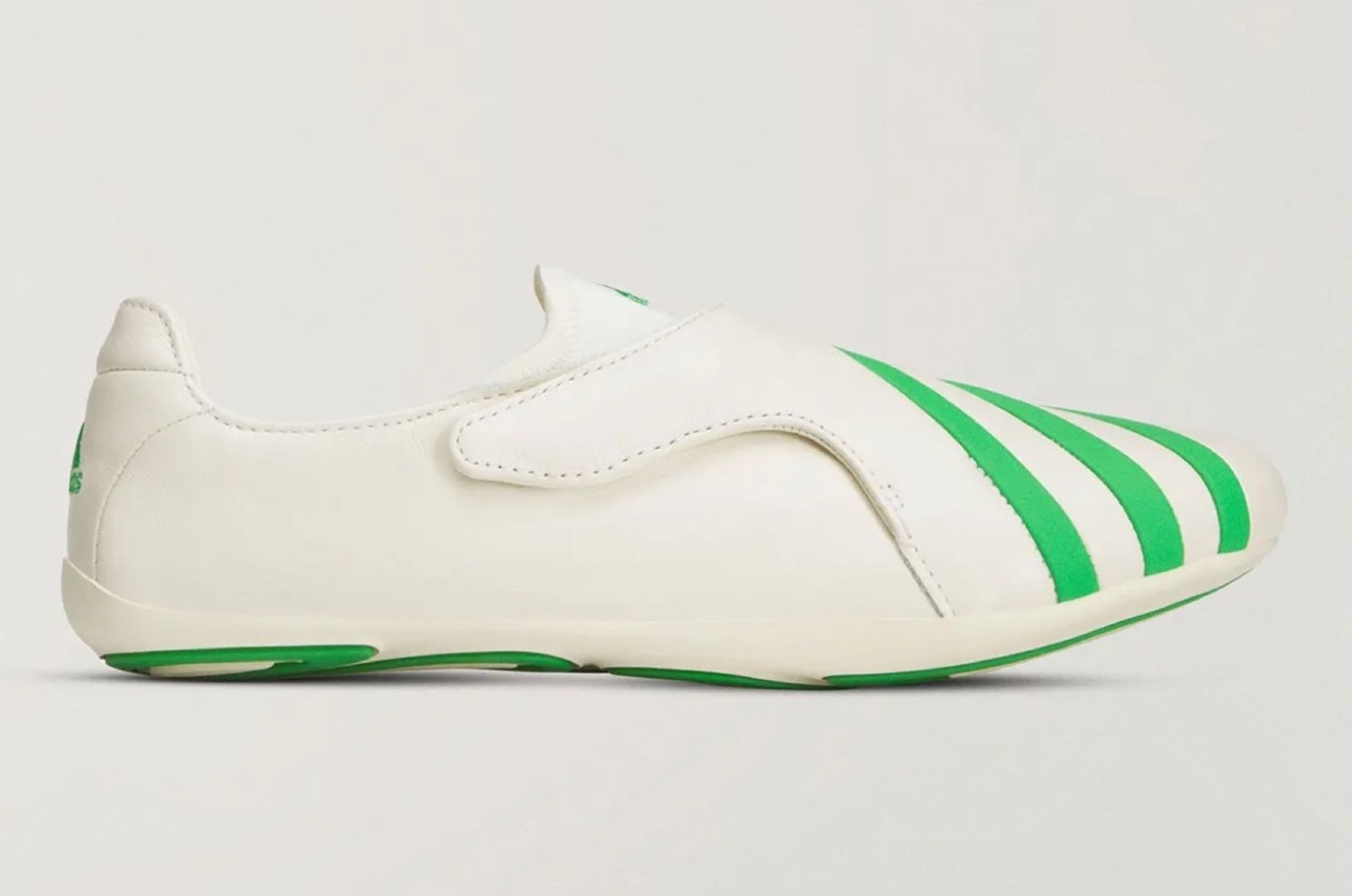 Pharrell’ın Yeni Adidas Spor Ayakkabılarının Düz Dünya Teorisiyle Ne İlgisi Var?