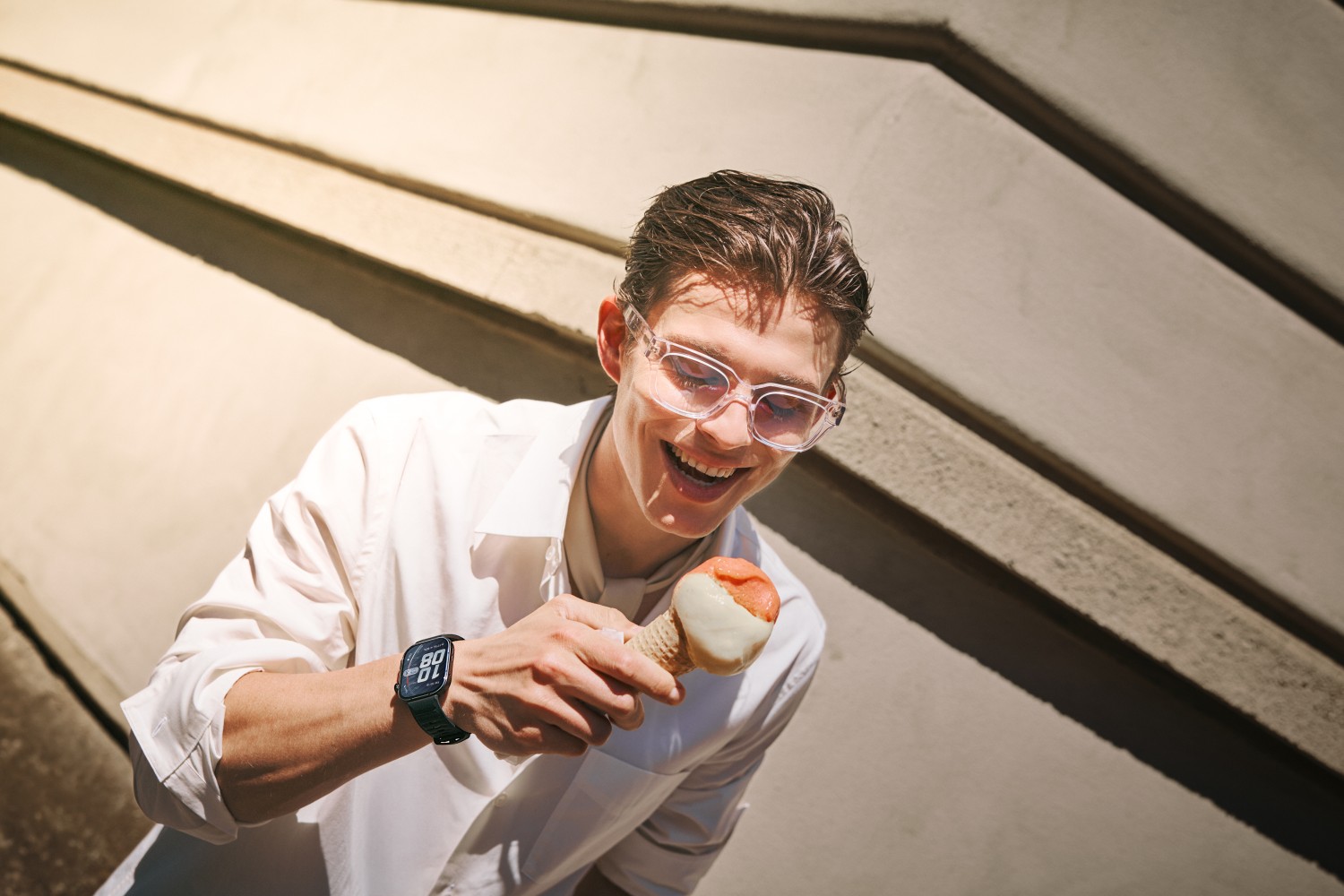 Zamanın Yeni Çizgisi: Şehirli Erkeğin Yeni Vazgeçilmezi Huawei WATCH FIT 5 Pro