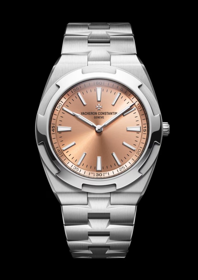 Brad Pitt, Vacheron Constantin’ın Şimdiye Kadar Ürettiği En Özel Overseas Saatlerden Birini Taktı