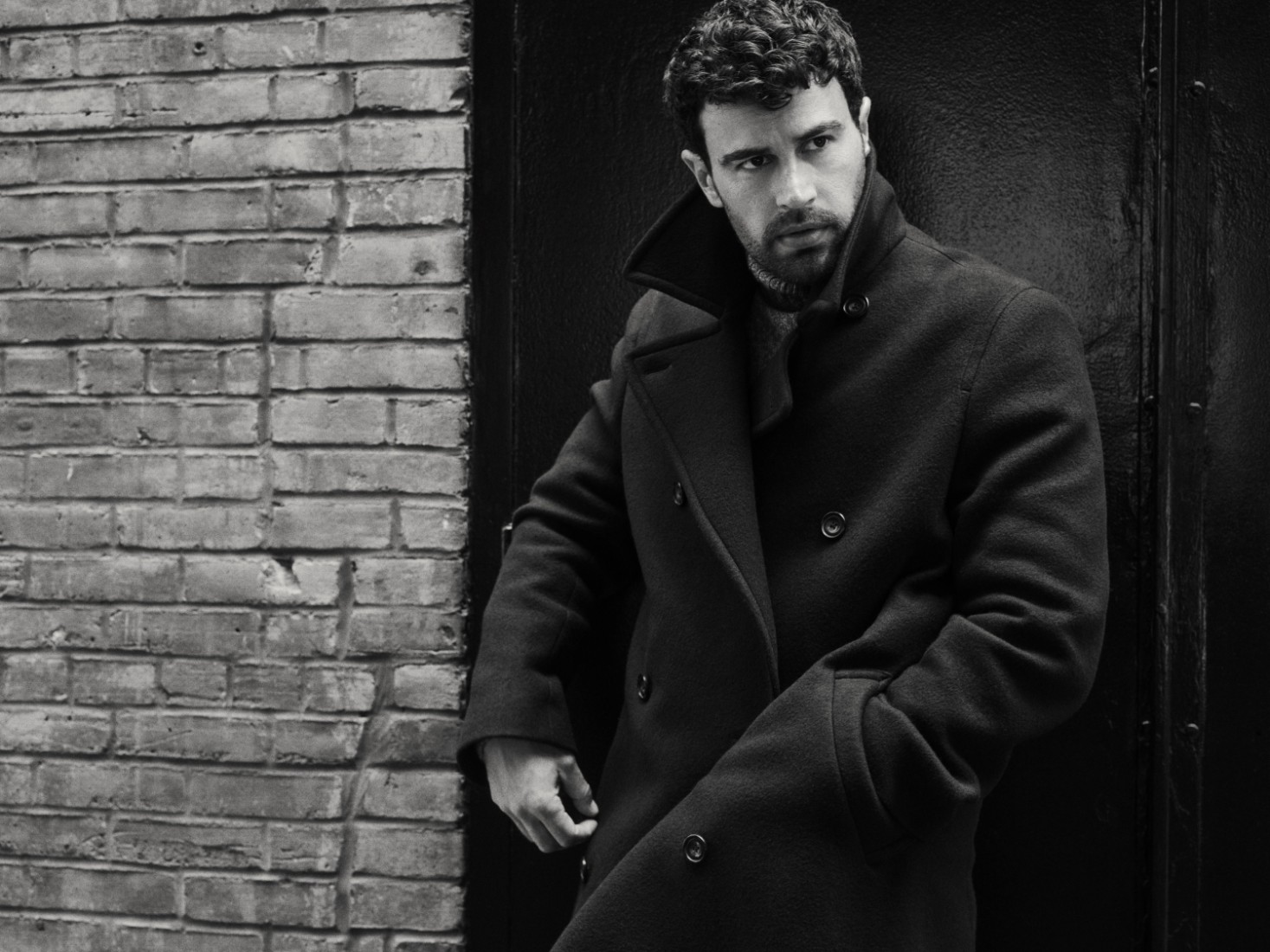 GANT’in Zamansız Dünyasında Yeni Bir Yüz: Theo James
