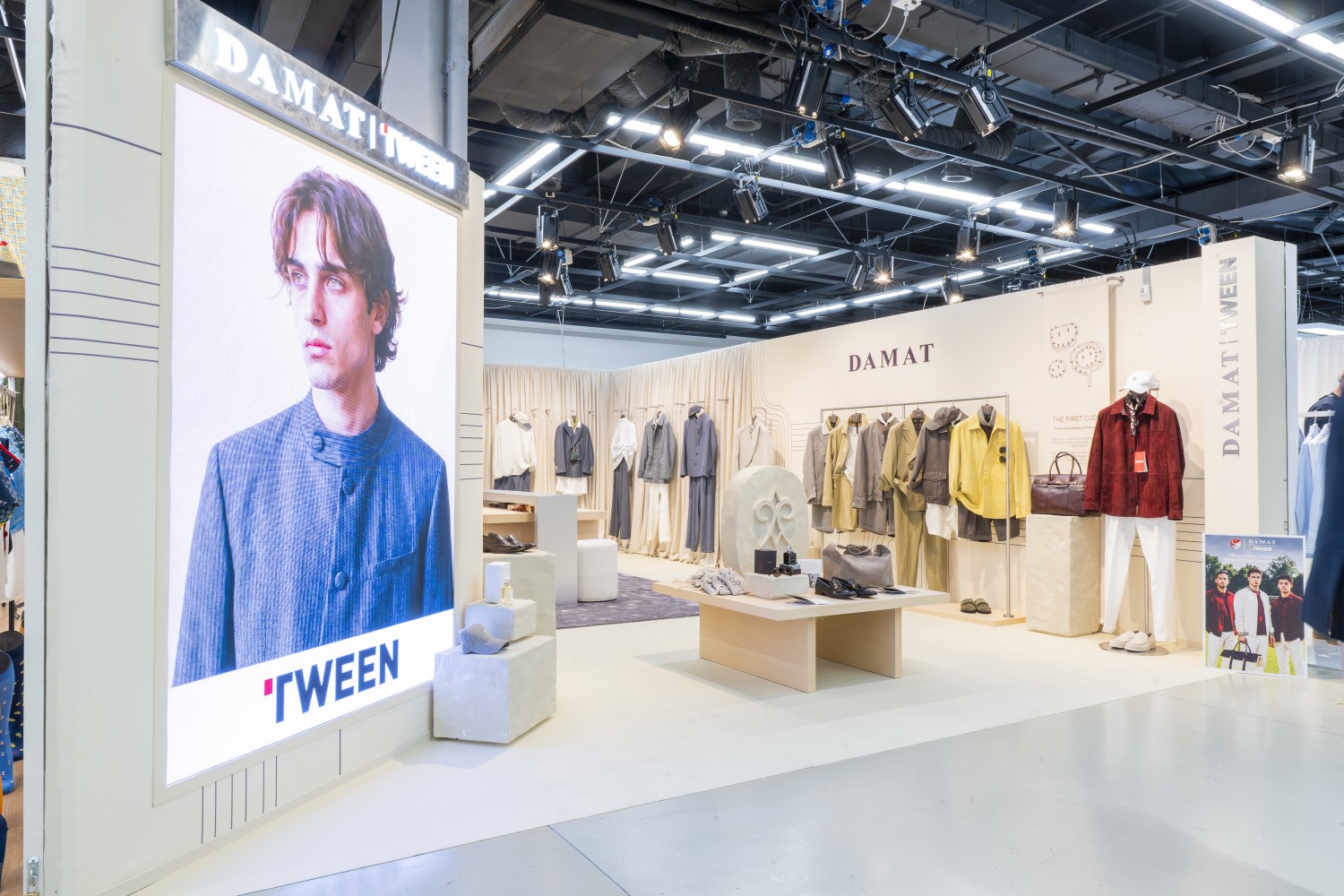 Damat Tween, İtalya’da Dünya Modasının Kalbine İmza Attı