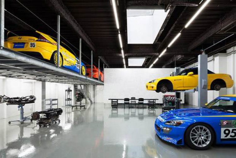 Tasarımcı işi tamirhane