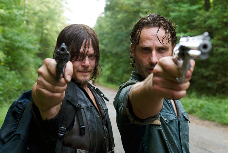 The Walking Dead Devam Ediyor: Yıkılmadık Ayaktayız