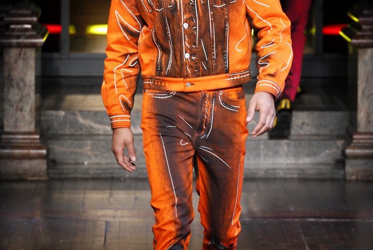 Moschino Sonbahar / Kış 2016