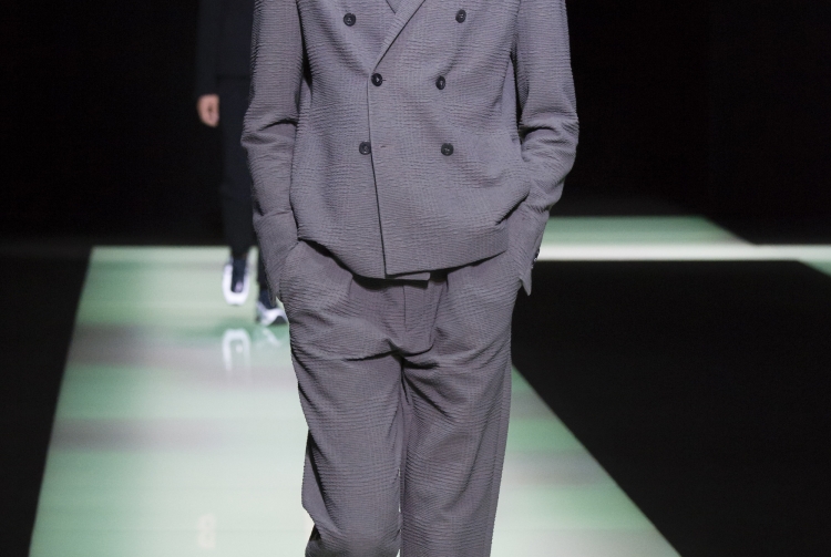 Emporio Armani İlkbahar / Yaz 2016
