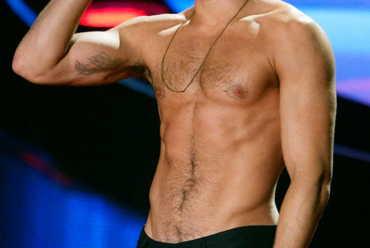 Zac Efron’nun “Baywatch” Vücudu