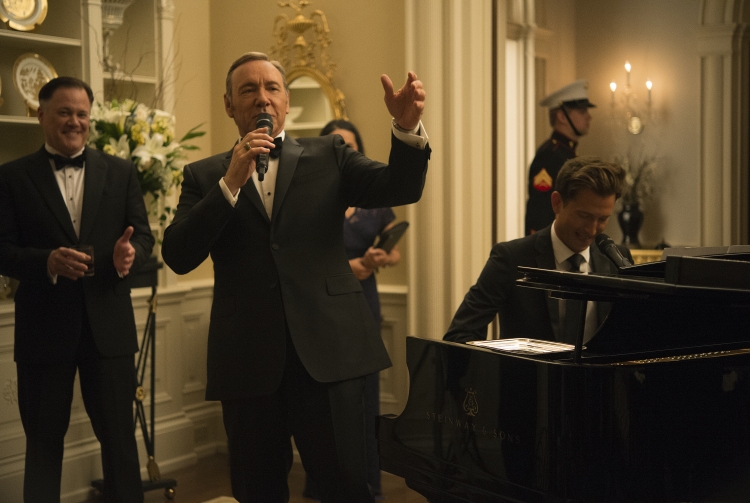 "House Of Cards" Tarzını Yakala