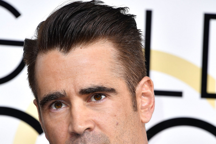 Arkaya Taranmış Hafif Düz Pompadour Saç Tarzı Nasıl Yapılır?