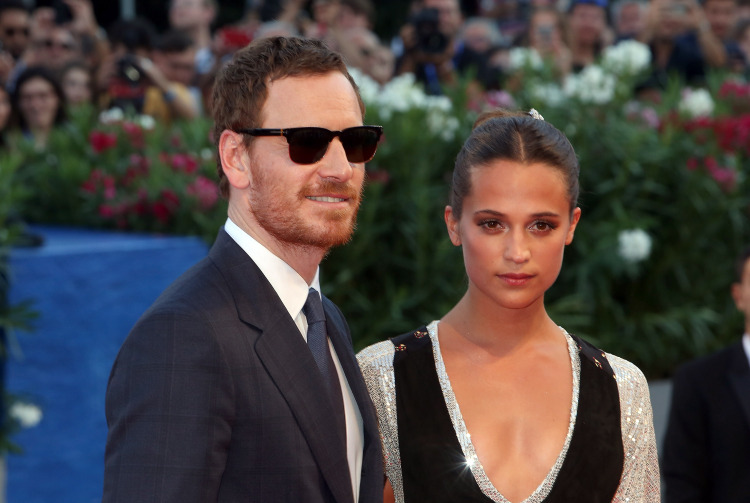 Alicia Vikander’i 7 adımda nasıl tavlarsınız?