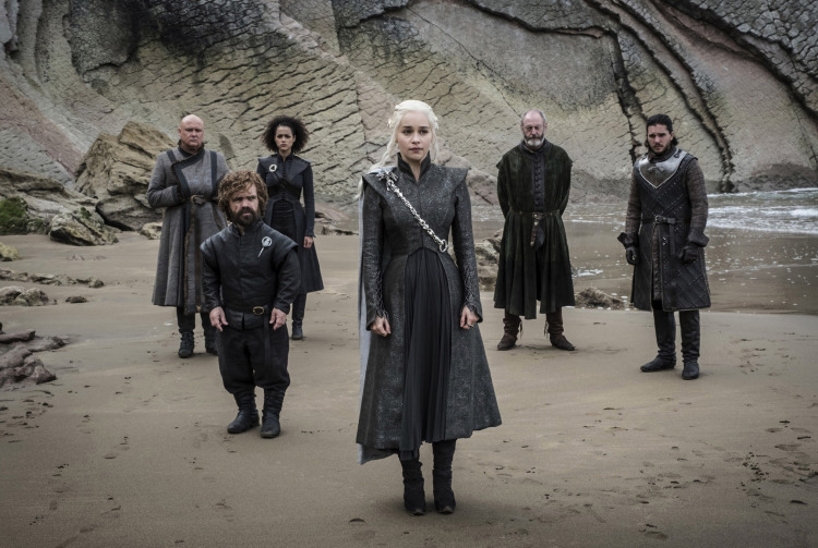 Game Of Thrones hasretimiz bir yıl daha sürecek