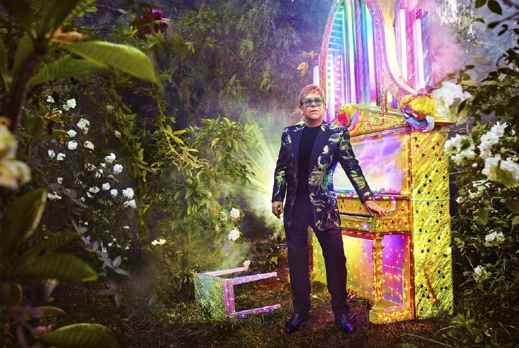 Elton John’a en uzun veda Gucci’den