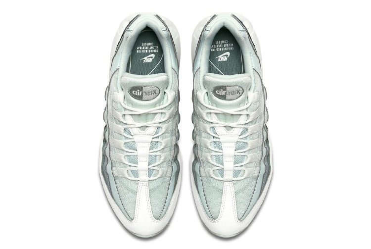 Yeni rengiyle Nike Air Max 95