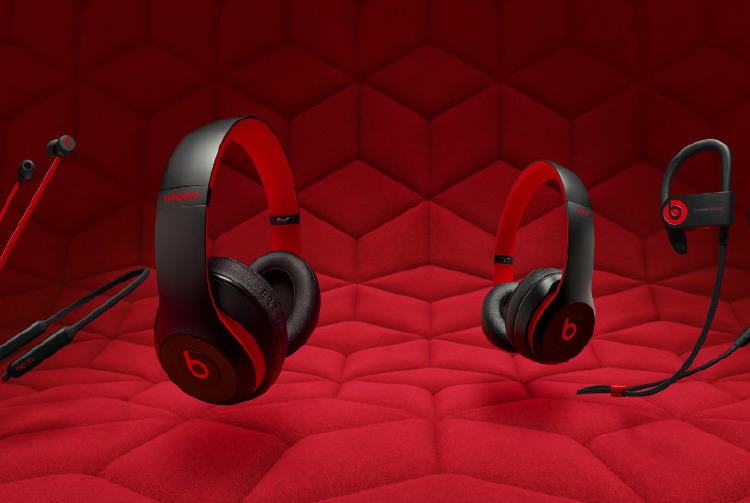 Beats by Dre 10. Yılını kutluyor