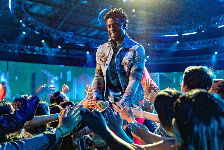 2018 MTV Film ve TV Ödülleri’nin en iyi giyinen erkekleri