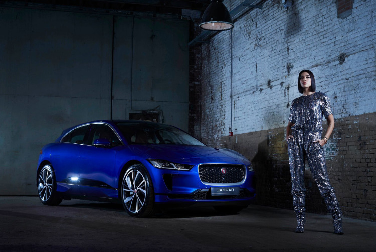 Dua Lipa x Jaguar I-PACE: Gücünü Teknolojiden Alıyor