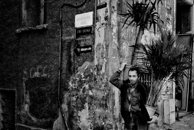 Ali Taptik'in Yeni Sergisi Leica Gallery İstanbul'da