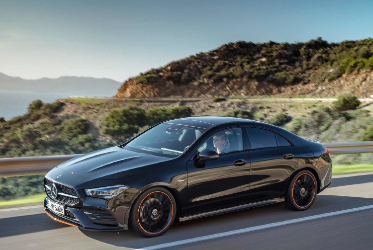 Mercedes Benz’in Yeni Harikası: CLA 250 Coupe