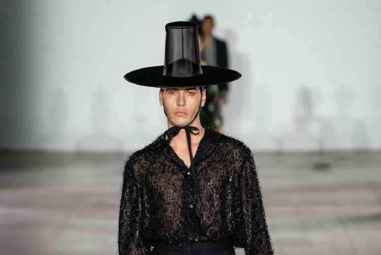 Edward Crutchley Sonbahar / Kış 2019